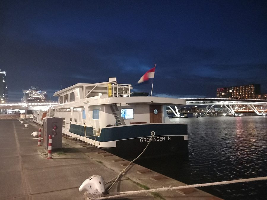 Afgemeerd aan de Veemkade in Amsterdam, 13 juli 2026