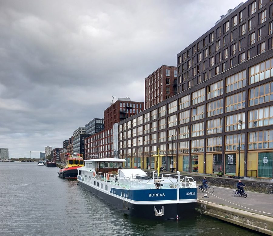 De Boreas aan de Veemkade in Amsterdam